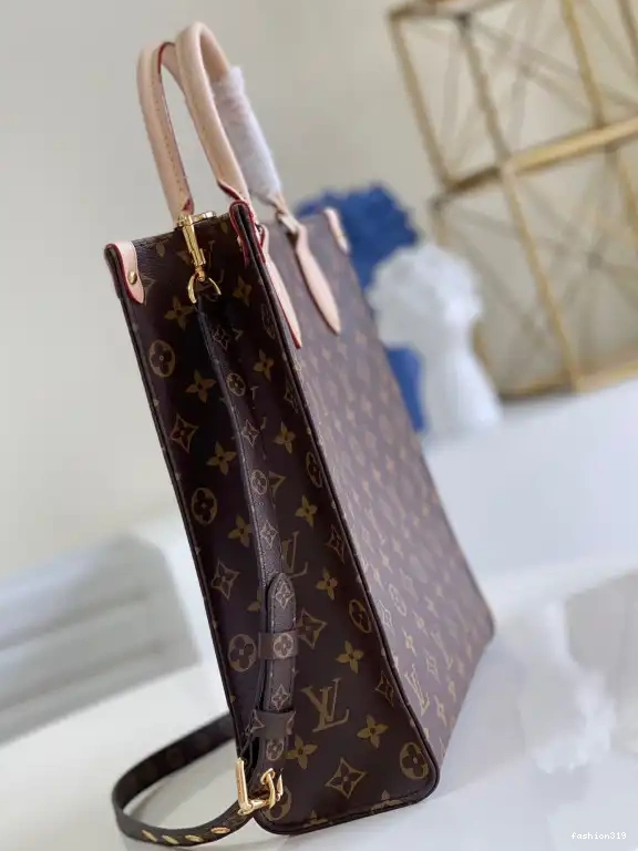 LOUIS PLAT SAC PETIT VUITTON 0403